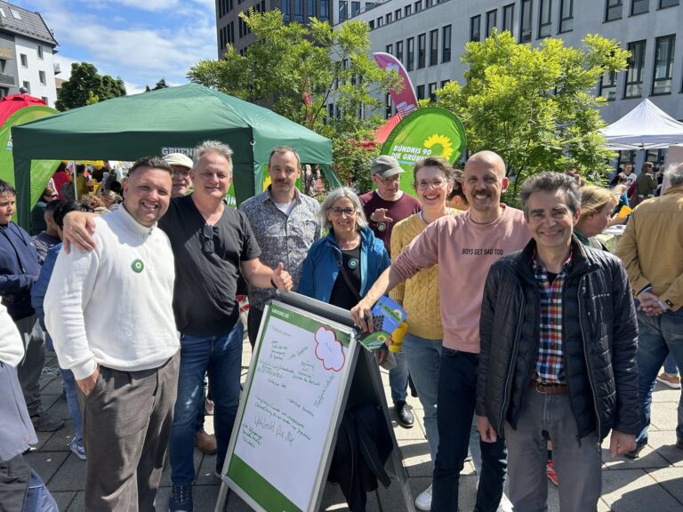 Gelungenes Frühlingsfest auf dem Paul-Arnsberg-Platz